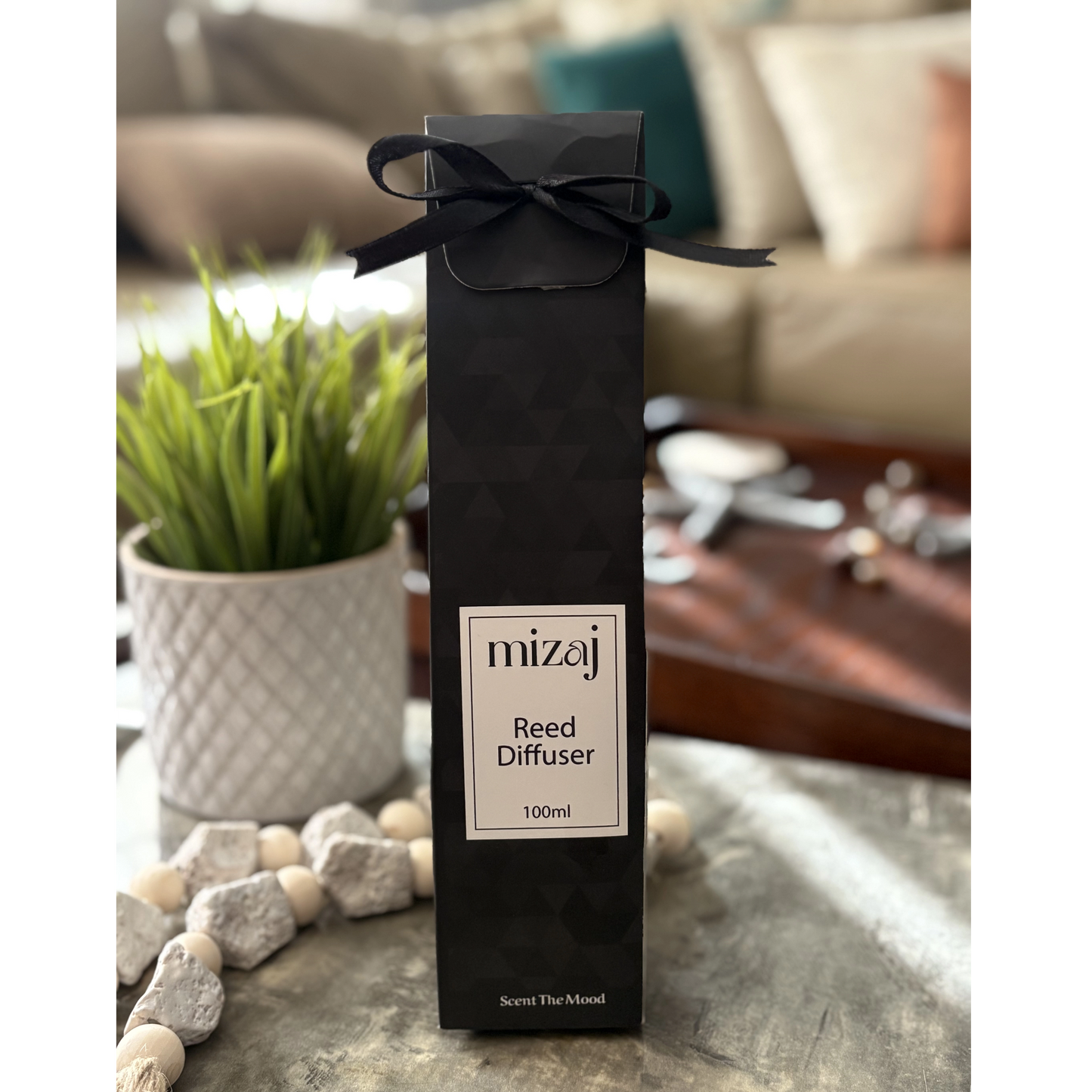 Oud Noir Reed Diffuser by Mizaj